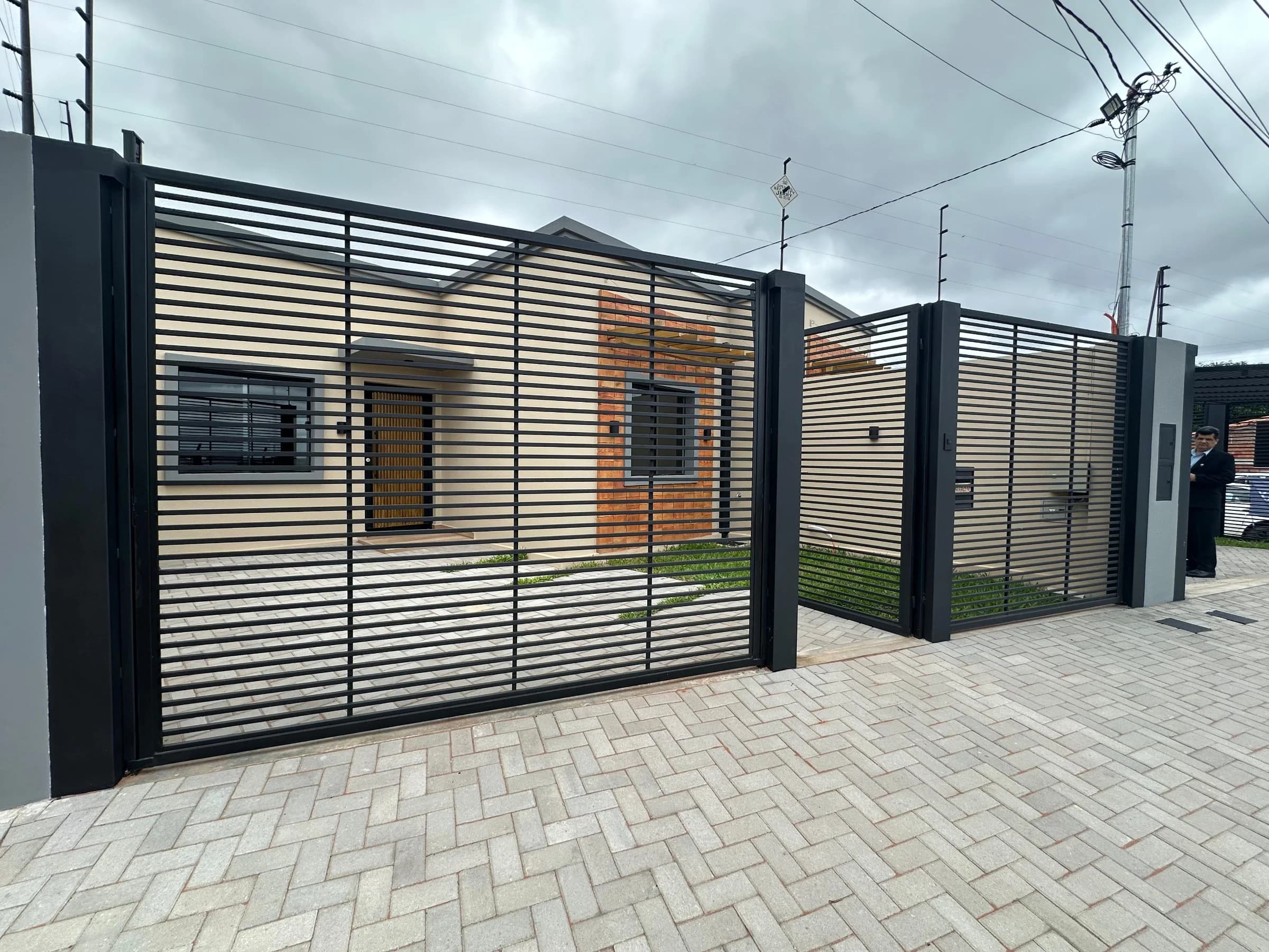 Casa de 2 dormitorios en Chalet Moderno y Minimalista a estrenar de 2 dormitorios, 60m², en Venta en Picada, Villa Elisa