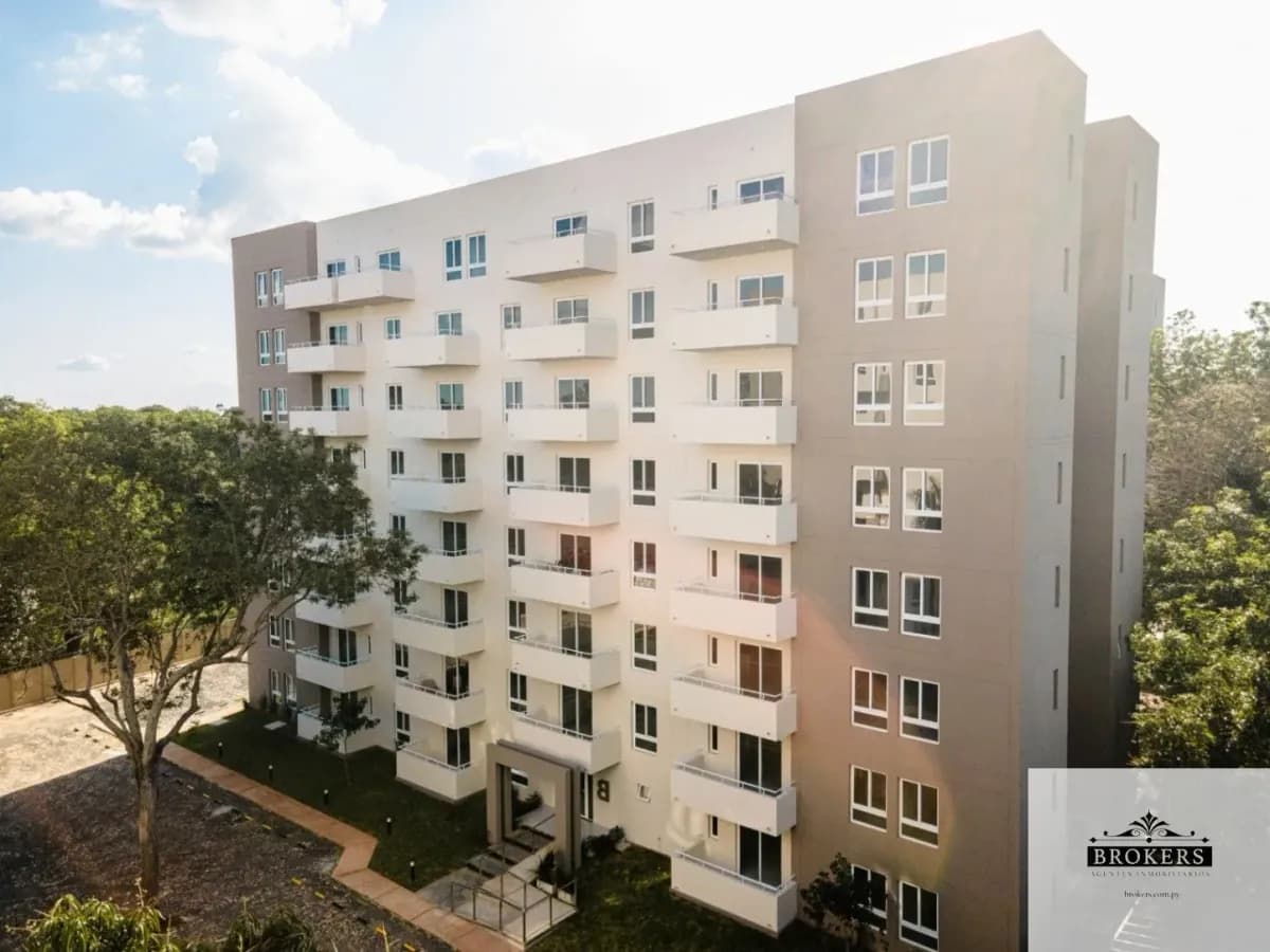 1-Bedroom Apartment for Sale in Loma Merlo, Luque - Image 7