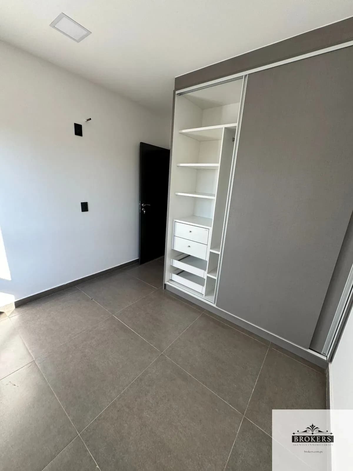 3-Bedroom House for Sale in Laurelty, Luque