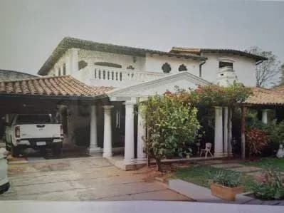 5-Bedroom House for Sale in San Vicente, Asunción - Image 4