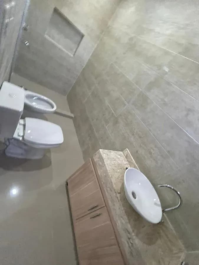 Casa de 3 dormitorios en Venta en Orilla del Campo Grande, Fernando de la Mora - Image 3