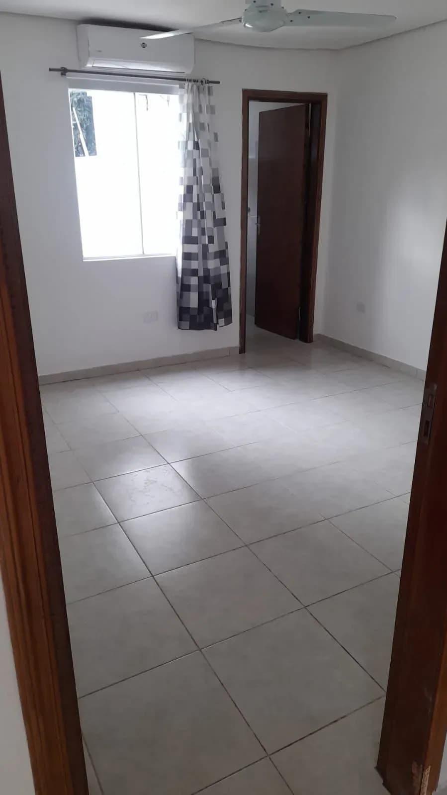 2-Bedroom House for Sale in Ycuá Duré, Luque - Image 17