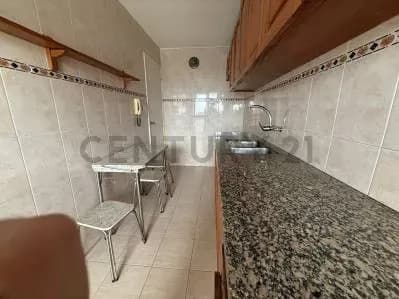 2-Bedroom Apartment for Rent in La Blanqueada, Montevideo - Image 5