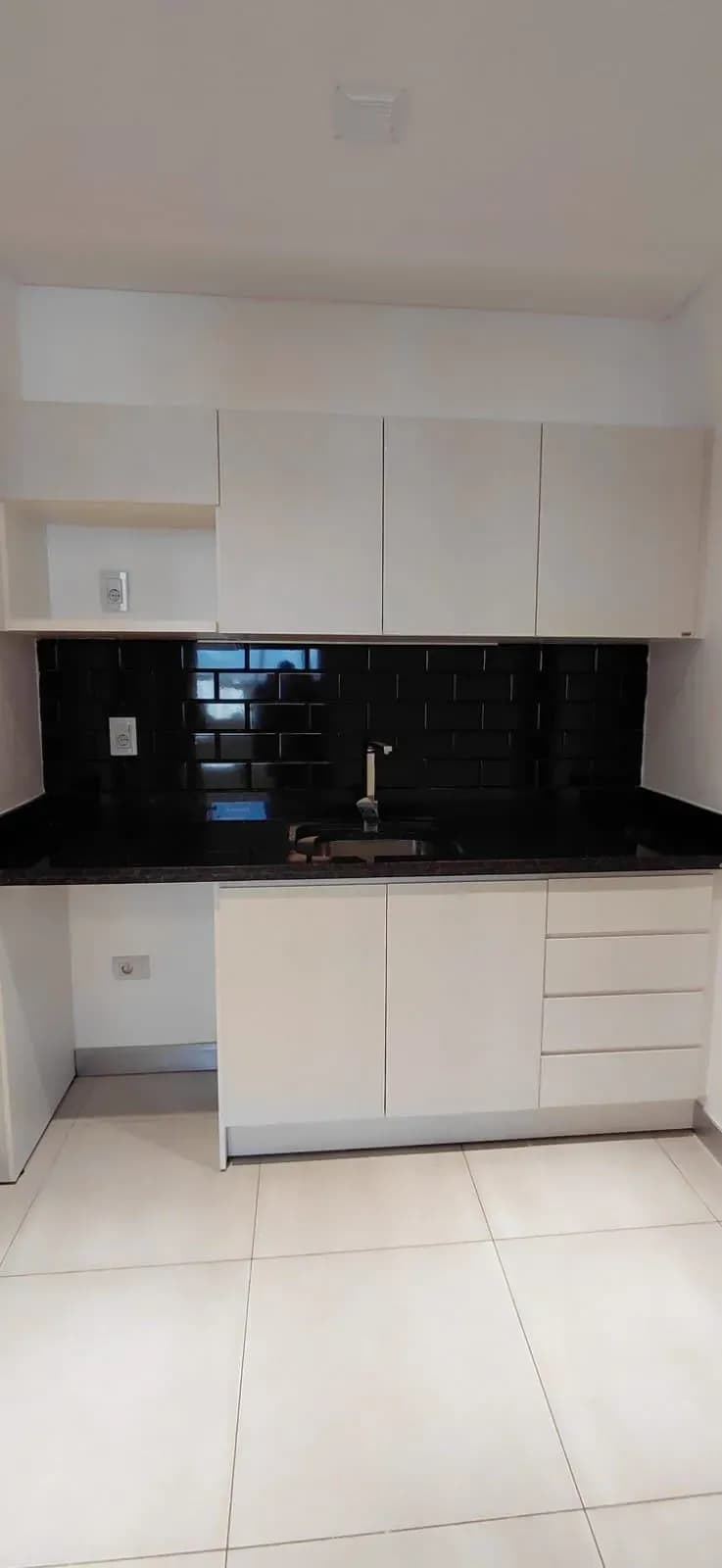 Oficina de 73.4m² en Alquiler en Manorá, Asunción