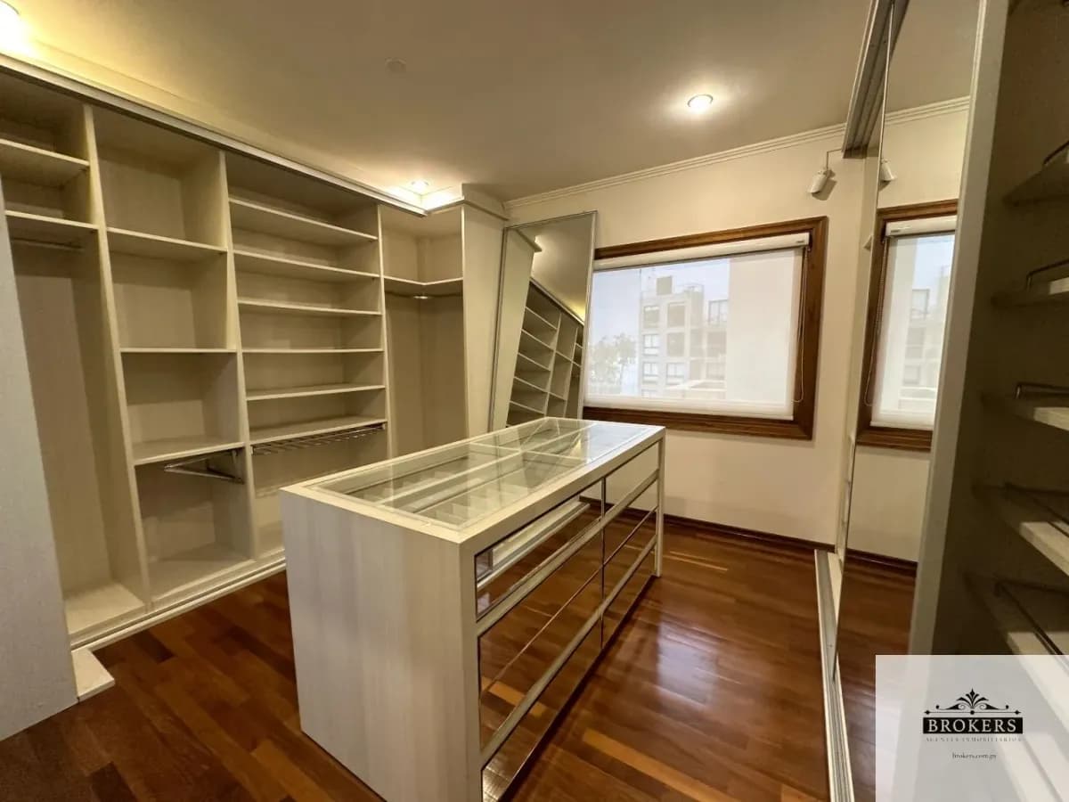 Departamento de 3 dormitorios en Alquiler en San Jorge, Asunción - Image 20