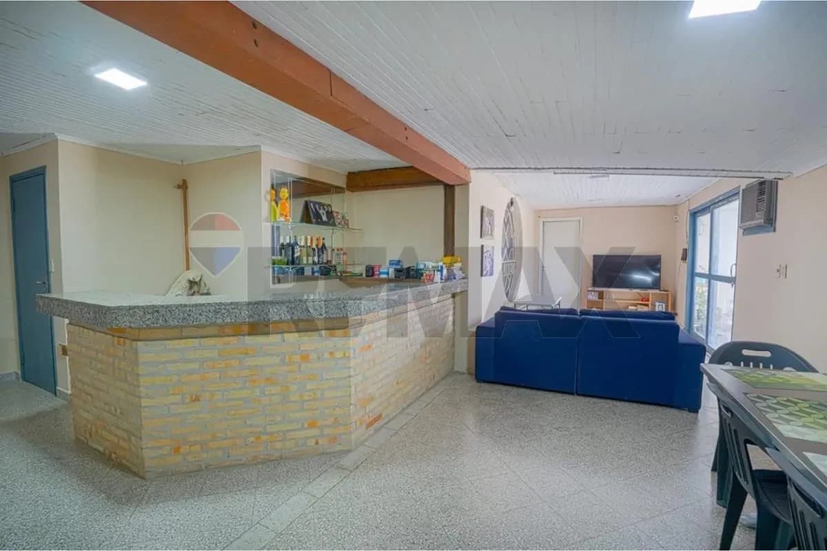 Local Comercial de 1,335m² en Venta en Recoleta, Asunción - Image 6