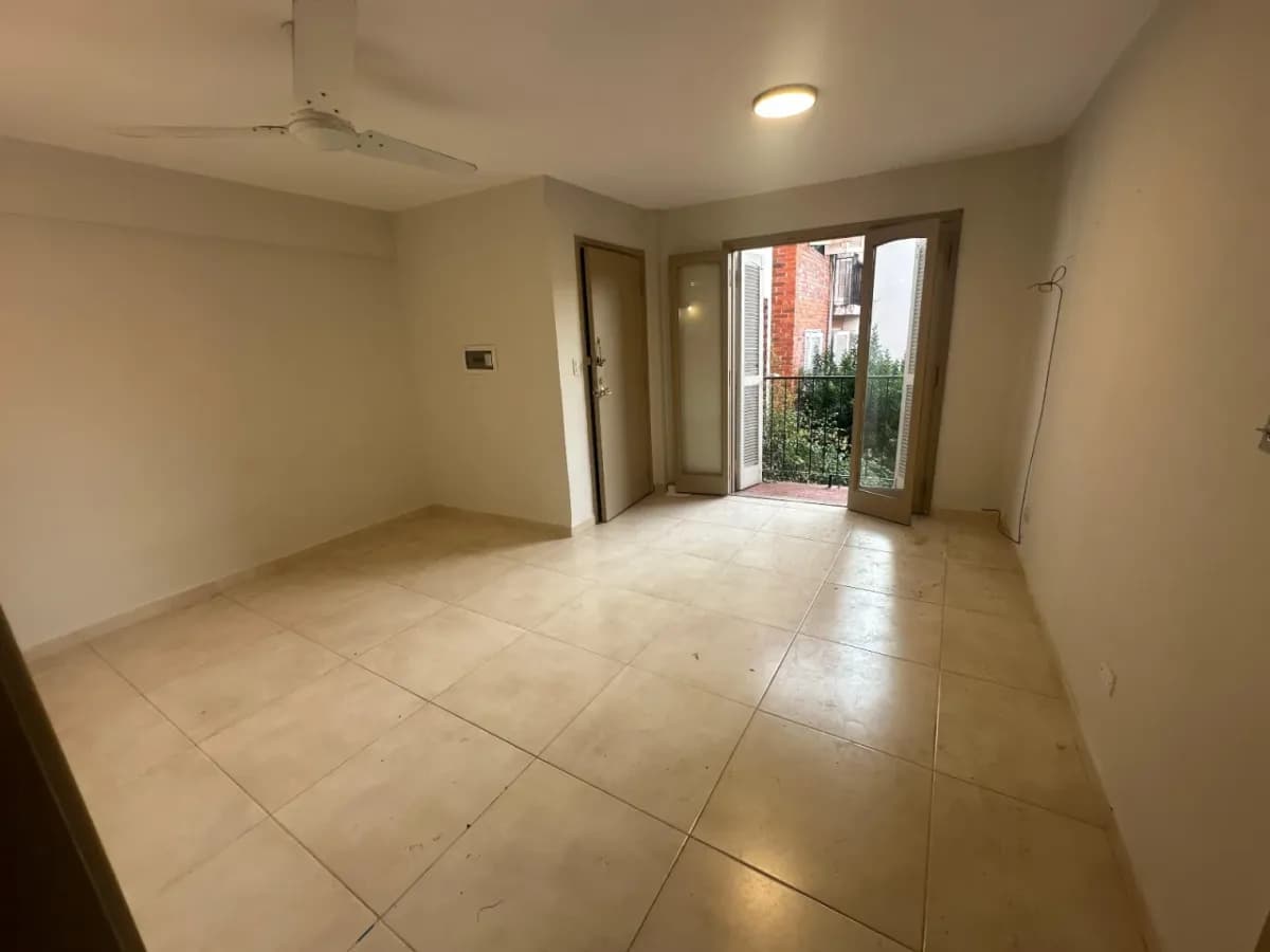 2-Bedroom Apartment for Sale in Santo Domingo, Asunción - Image 8