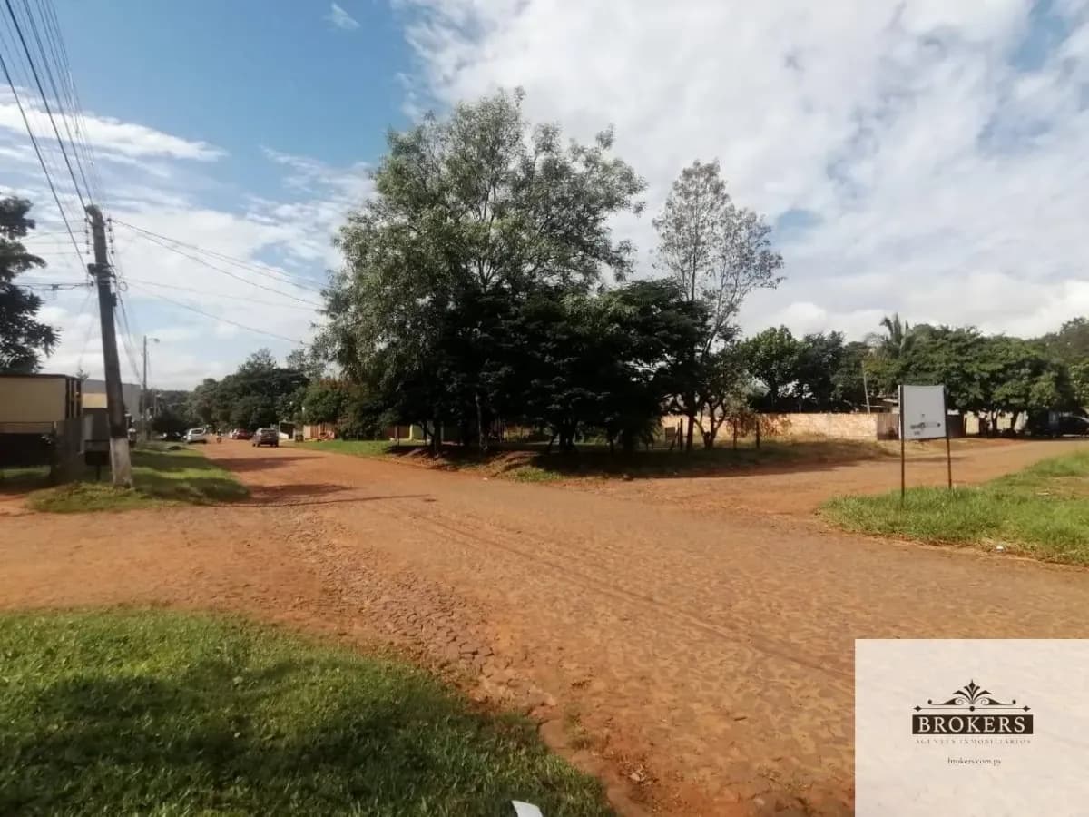 Terreno de 360m² à Venda em Caaguazú - Image 8