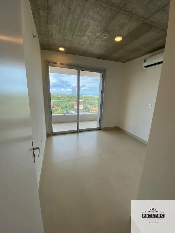 2-Bedroom Apartment for Sale in Santisima Trinidad, Asunción - Image 7