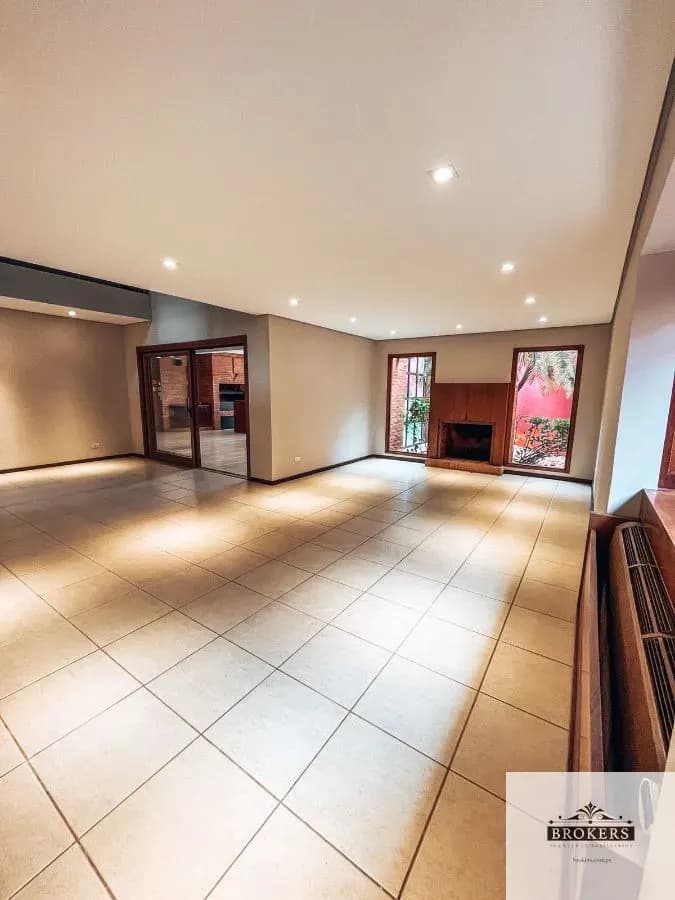 Casa de 3 quartos à Venda em Loma Merlo, Luque - Image 9