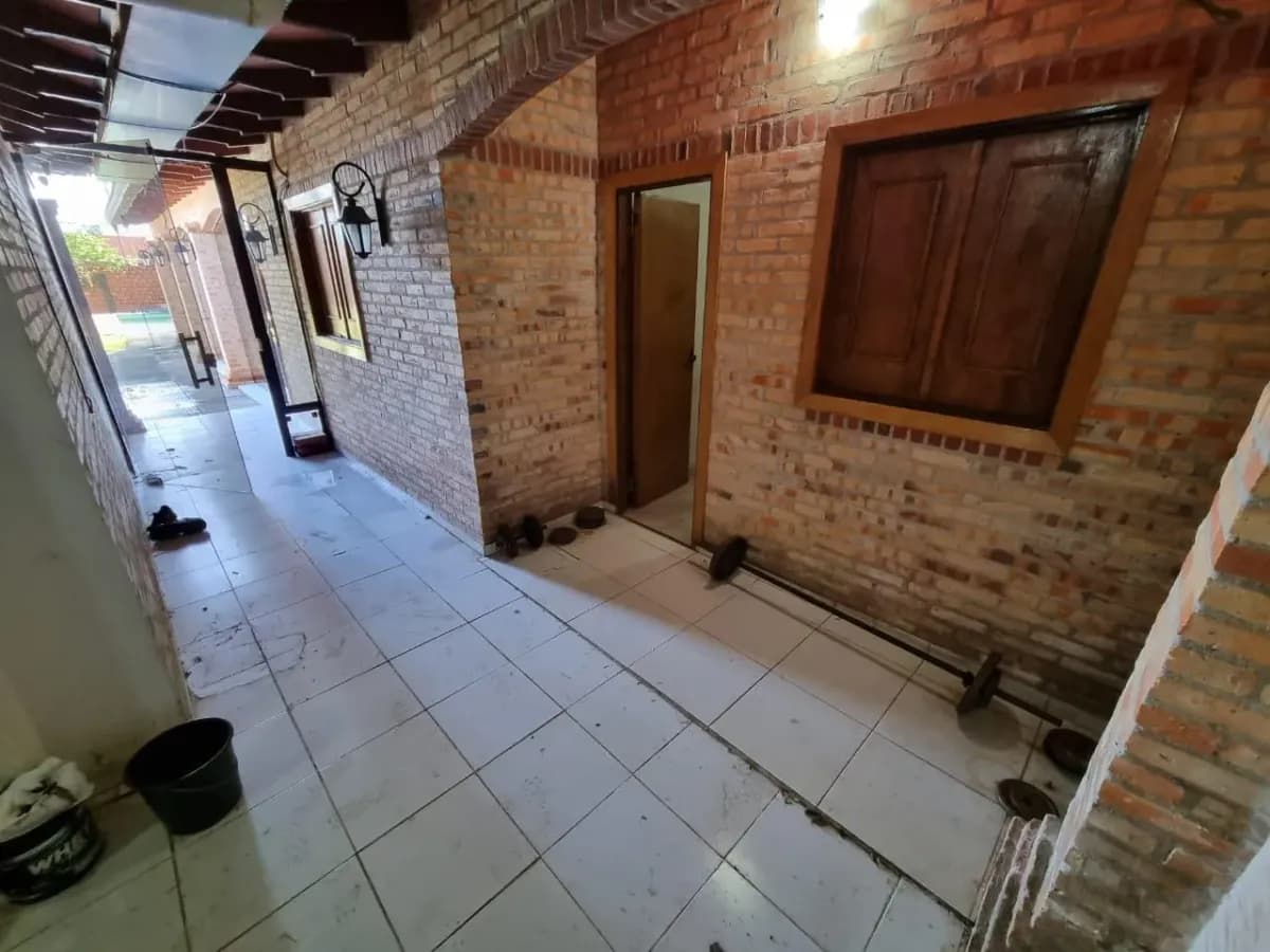 Terreno de 200m² à Venda em Limpio - Image 15