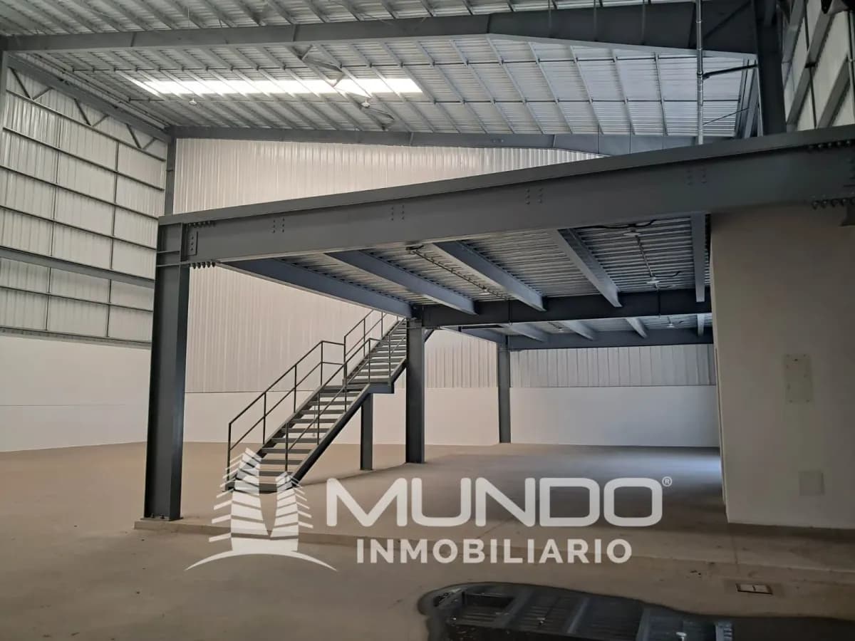 Monoambiente en Parque Industrial GAMMA, 850m², en Alquiler en Amatitlán - Image 5