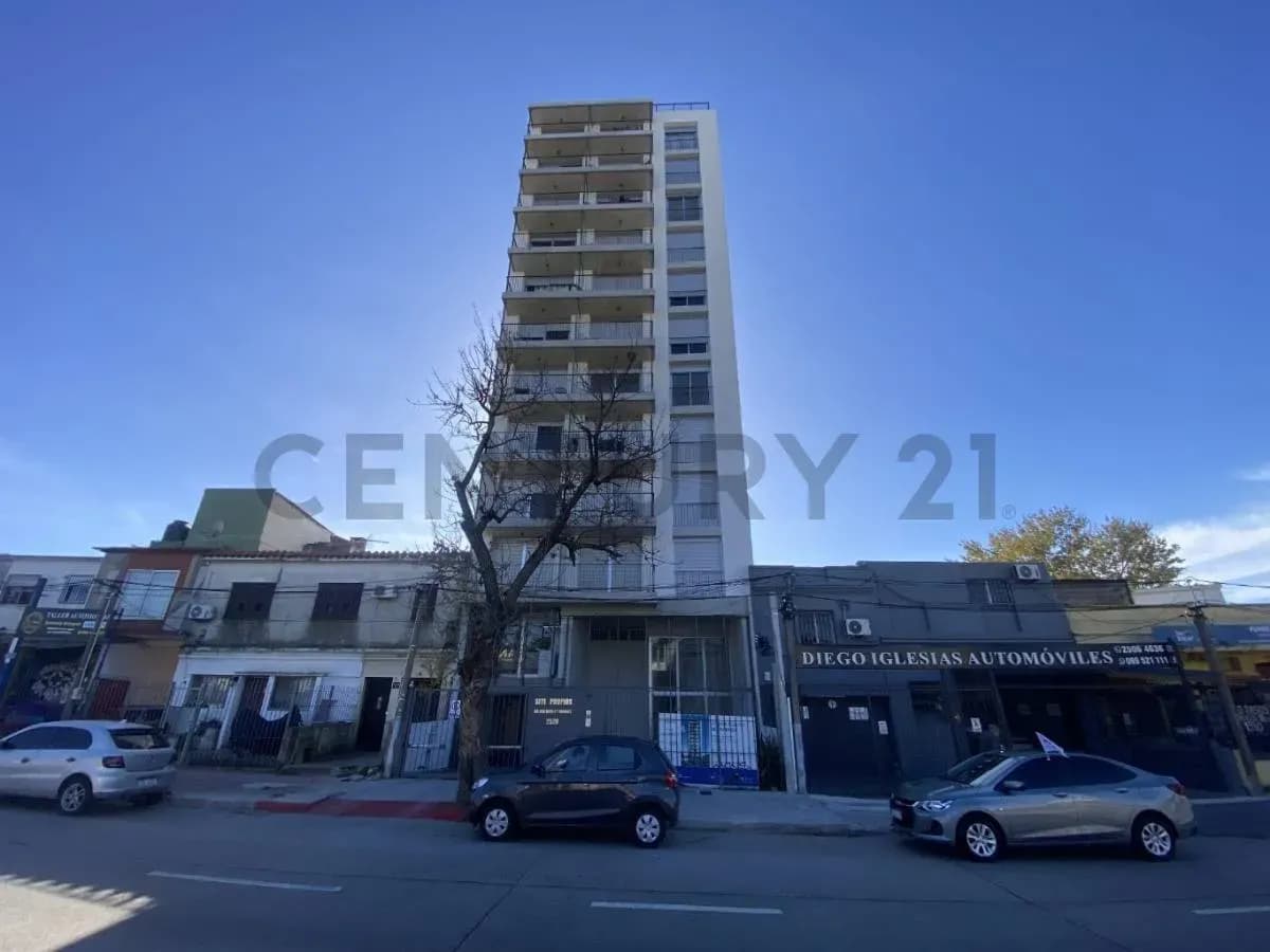2-Bedroom Apartment for Sale in Unión, Montevideo