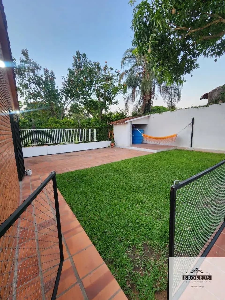 Casa de 5 dormitorios en Venta en San Bernardino - Image 18