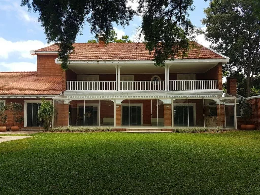 Casa de 5 dormitorios en Venta en Manorá, Asunción - Image 3