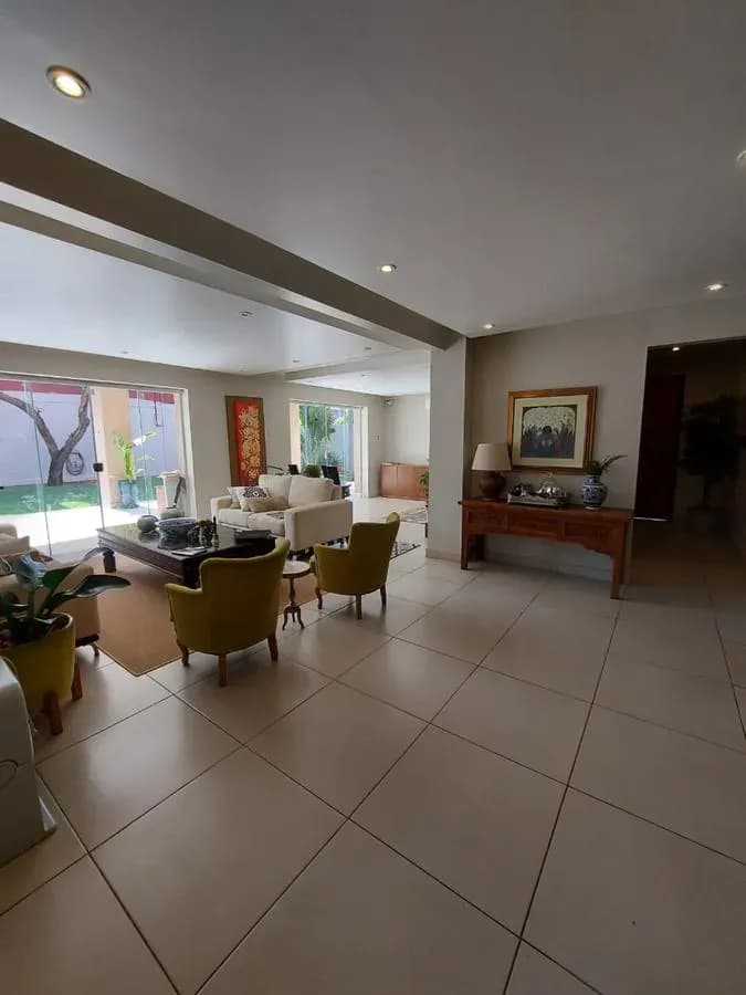 Casa de 3 dormitorios en Venta en San Jorge, Asunción - Image 7