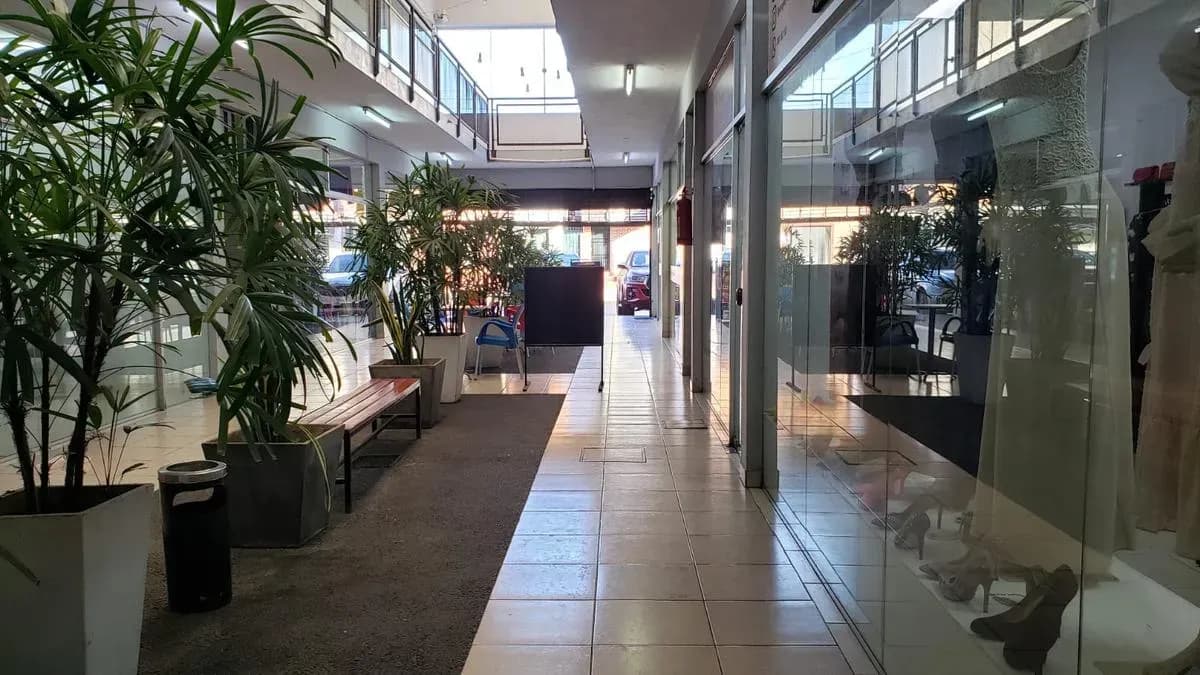 Retail Space of 25m² for Rent in Las Residentas, Fernando de la Mora - Image 5