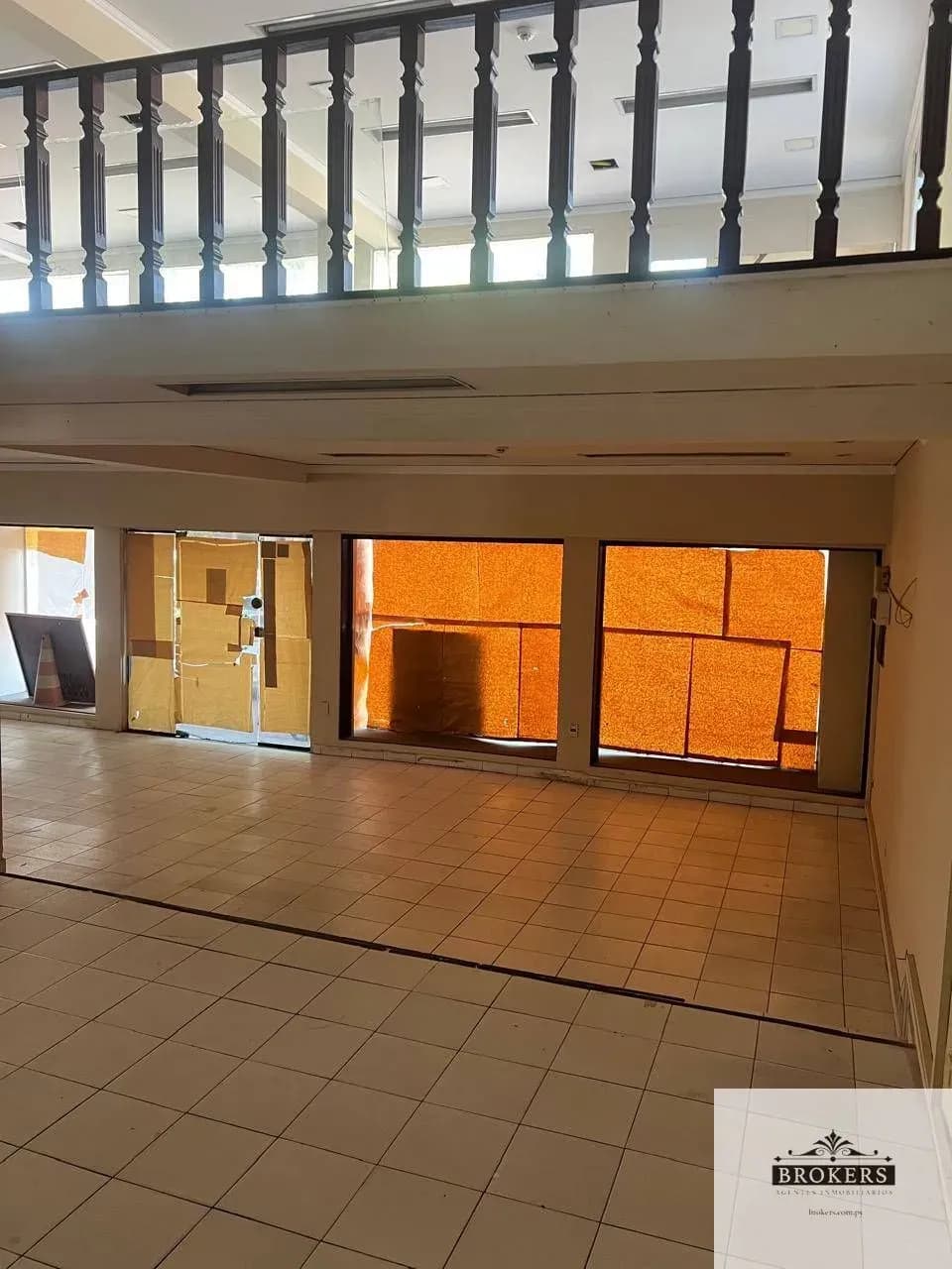 Oficina de 338m² en Alquiler en Villa Morra, Asunción - Image 13