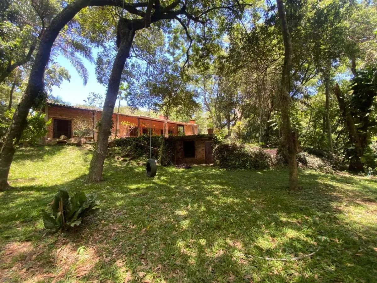Casa de 5 dormitorios en Venta en Estanzuela, Areguá - Image 3