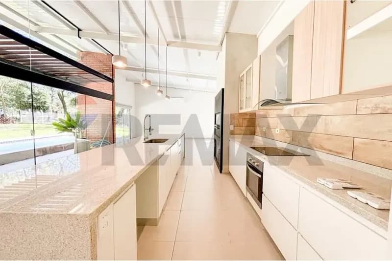 1-Bedroom Apartment for Sale in San Cristobal, Asunción - Image 3
