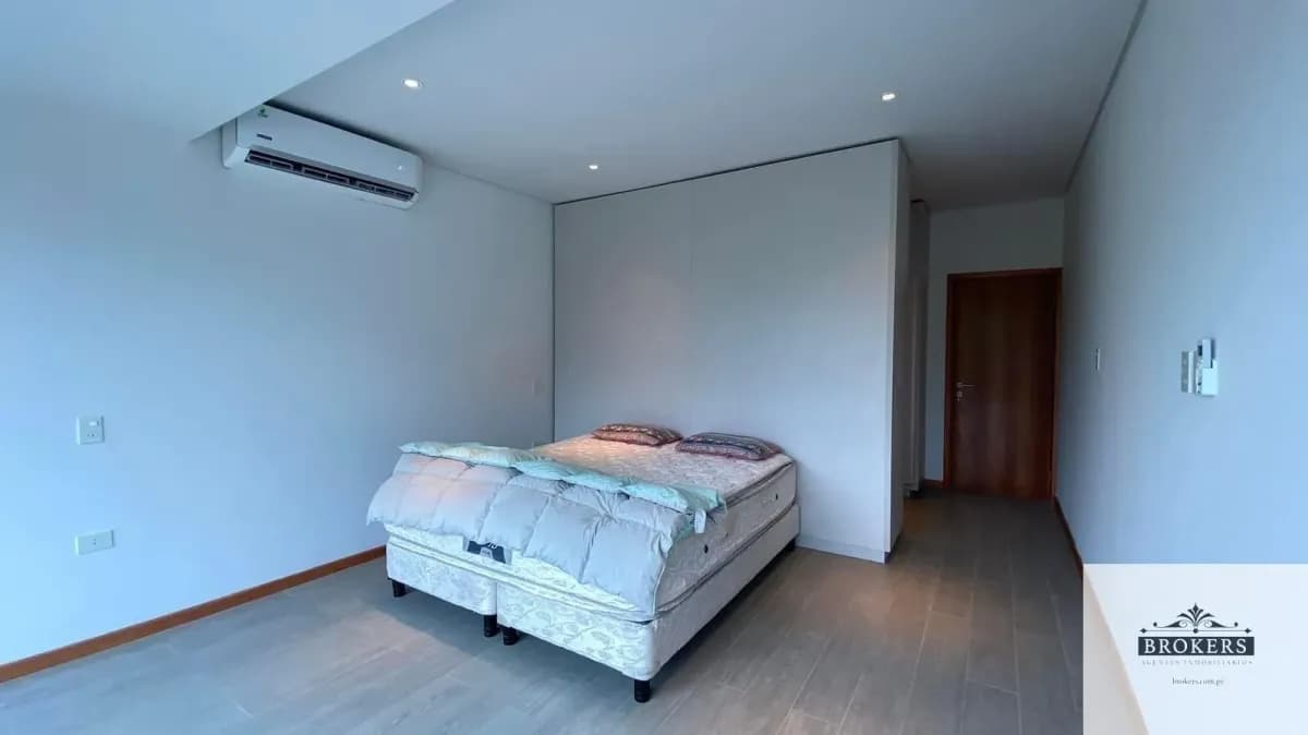 3-Bedroom House for Sale in San Bernardino - Image 15