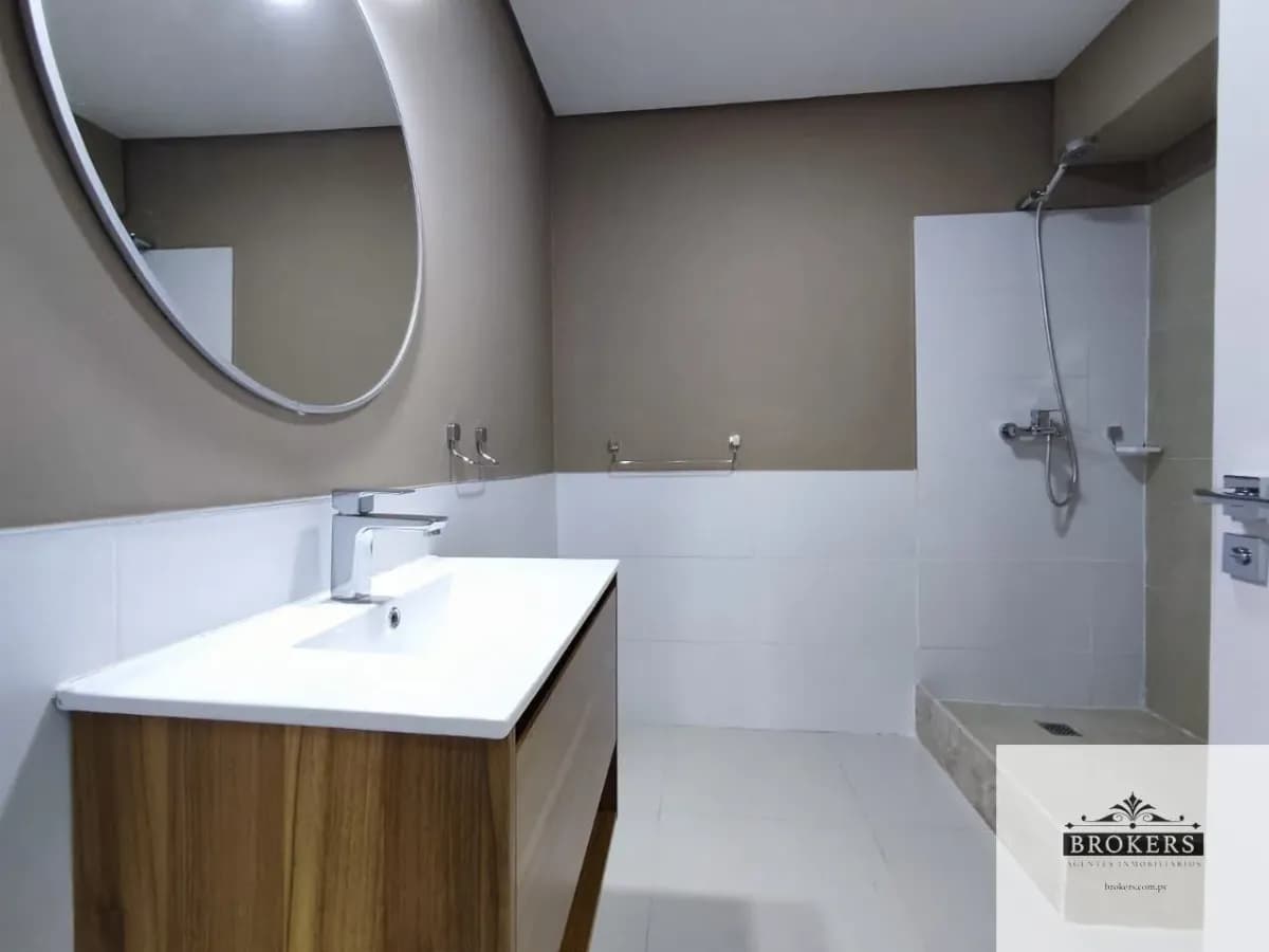Office of 51m² for Rent in Salvador del Mundo, Asunción - Image 3