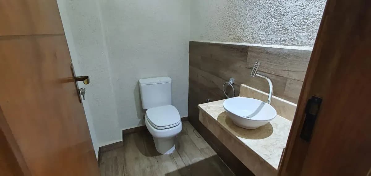 3-Bedroom House for Sale in Parques del Yatch, Lambaré - Image 16