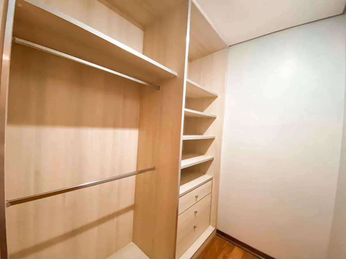 Casa de 4 quartos à Venda em Assunção - Image 12