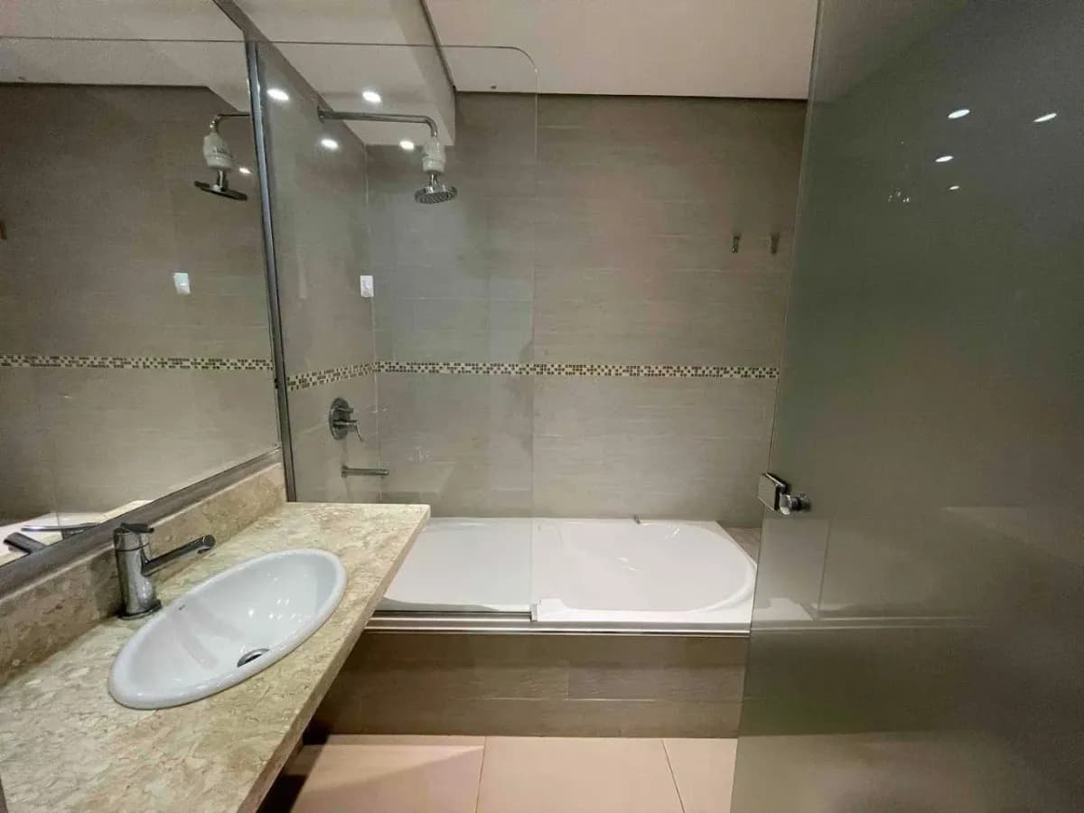 3-Bedroom House for Rent in Mburucuyá, Asunción - Image 13