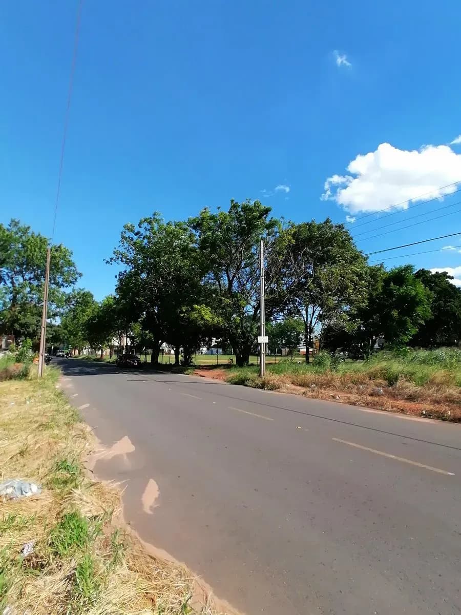 Terreno de 360m² à Venda em San Lorenzo - Image 11
