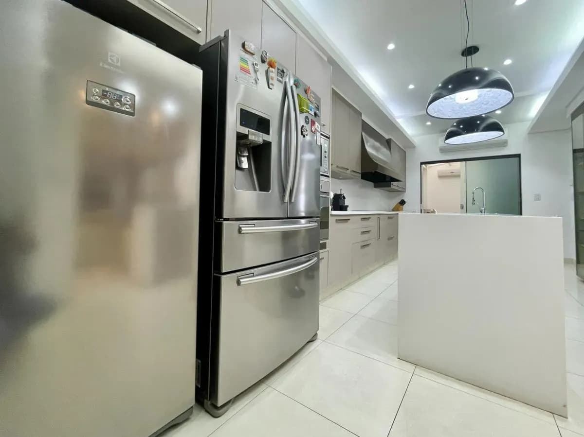 4-Bedroom House for Sale in Recoleta, Asunción - Image 19