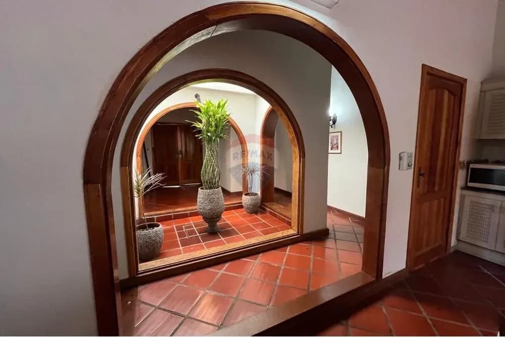 Casa de 6 dormitorios en Venta en Santo Domingo, Areguá - Image 13