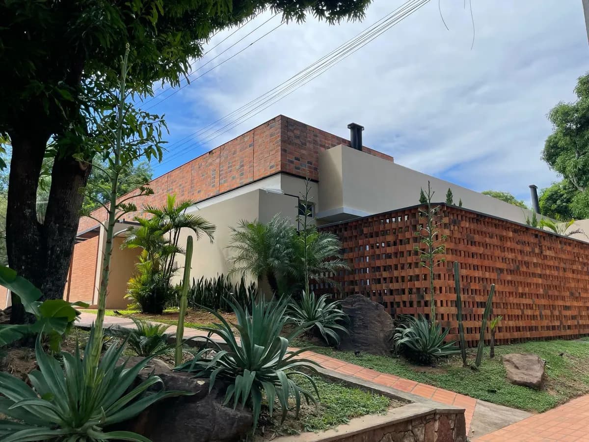 Casa de 4 dormitorios en Venta en San Bernardino - Image 8