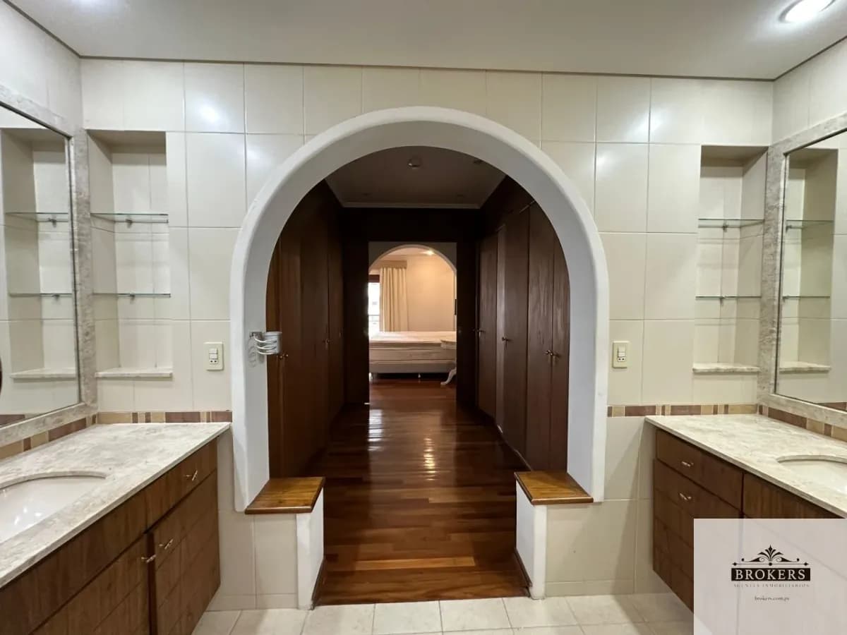 Departamento de 3 dormitorios en Alquiler en San Jorge, Asunción - Image 18