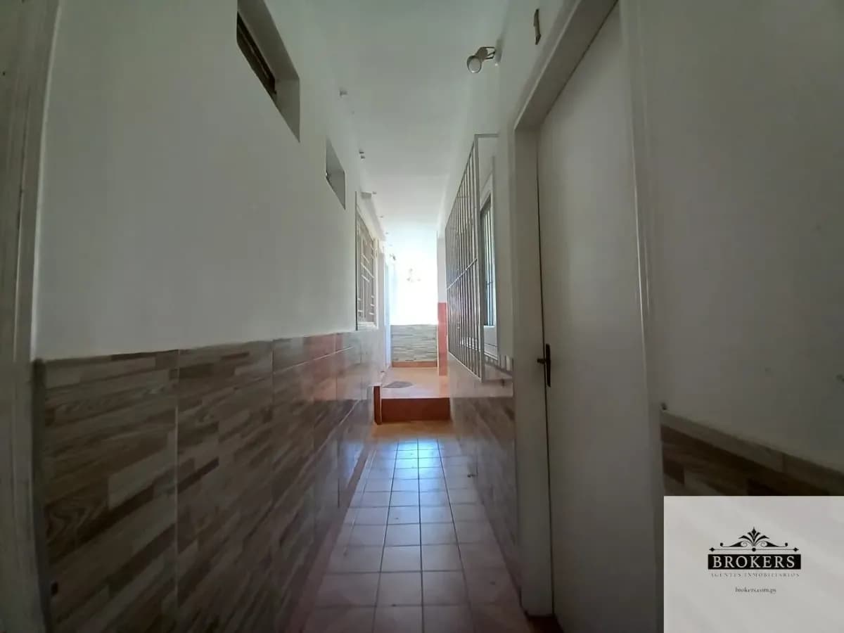 Oficina de 30m² en Alquiler en Villa Morra, Asunción
