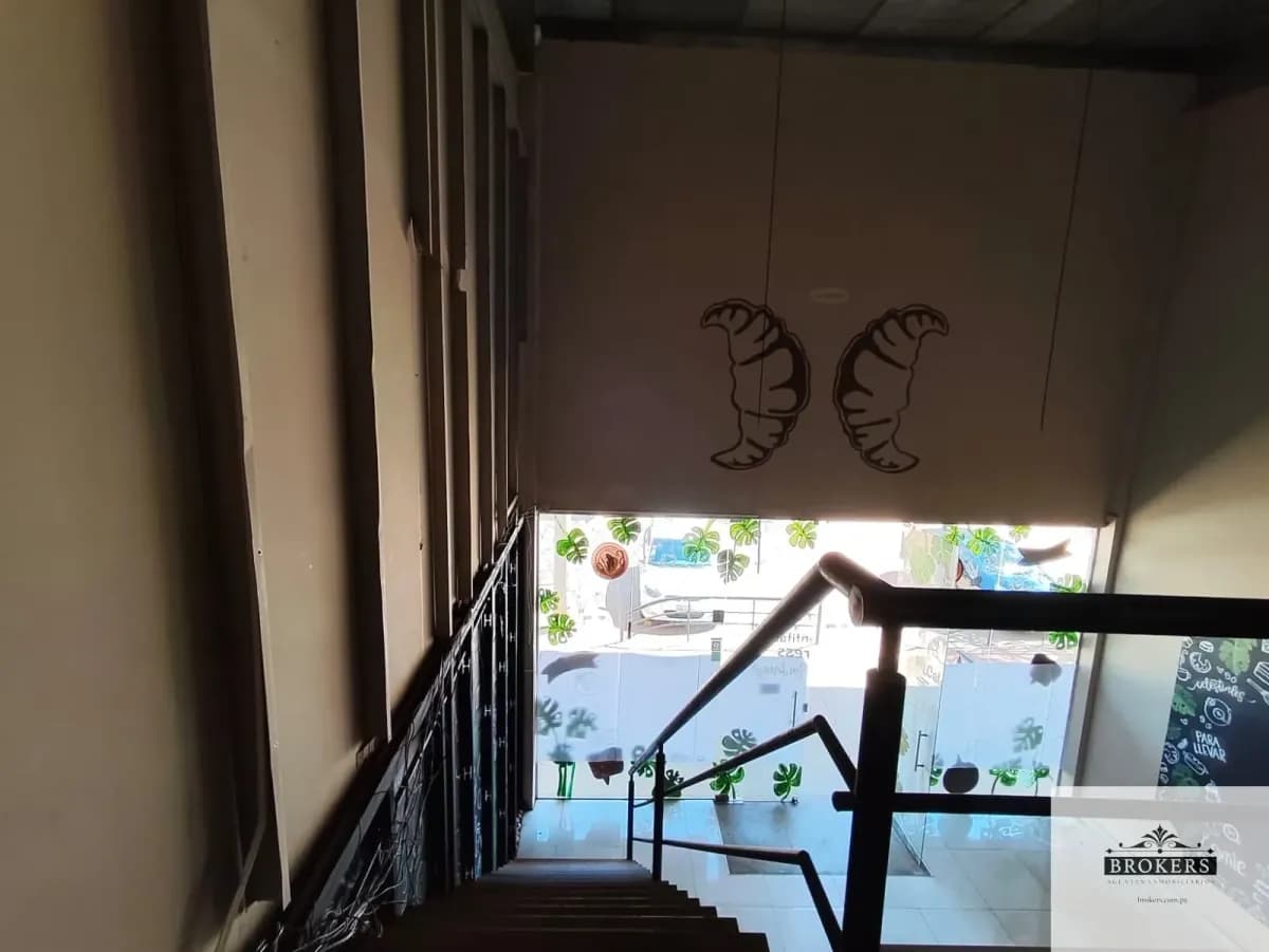 Espaço Comercial de 90m² para Aluguel em San Lorenzo - Image 2