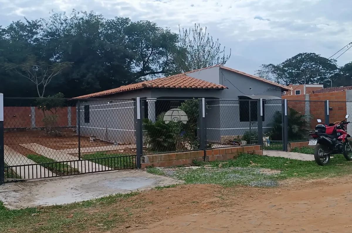 Casa de 2 quartos à Venda em Luque - Image 5