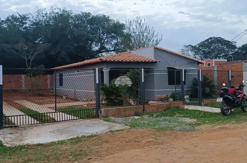 Casa de 2 quartos à Venda em Luque - Image 5