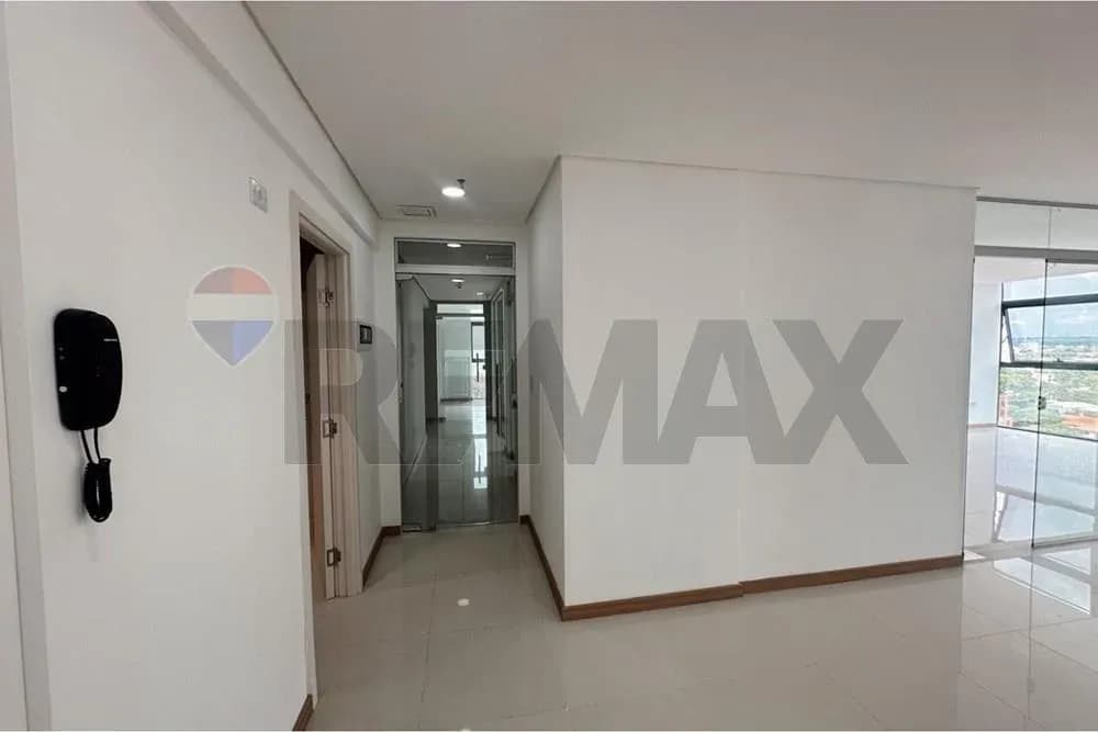 Espaço Comercial de 437m² para Alugar em Ycuá Satí, Asunción - Image 18
