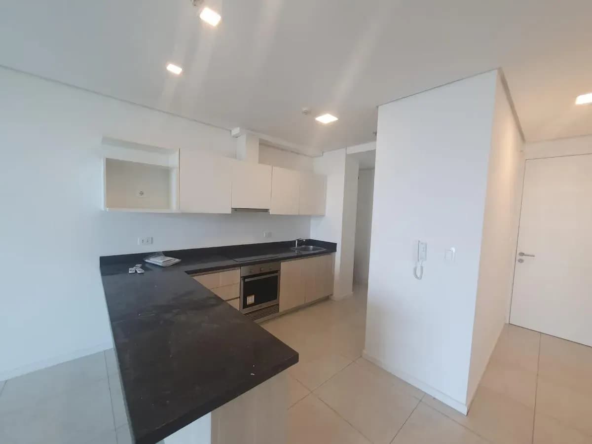 Departamento de 2 dormitorios en Venta en San Jorge, Asunción - Image 7