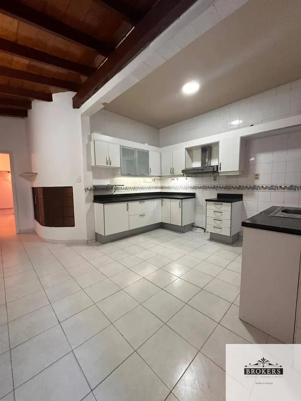 Local Comercial de 360m² en Alquiler en Villa Virginia, Lambaré - Image 6