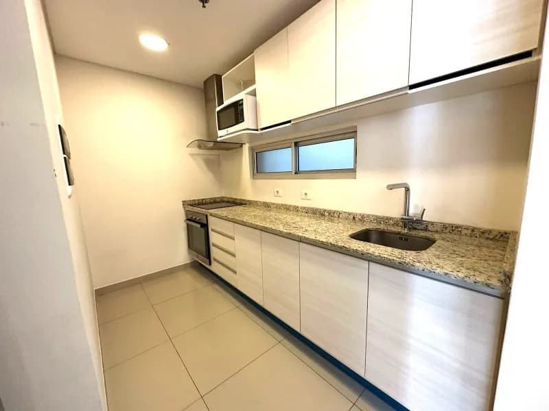 Departamento de 1 dormitorio en Venta en Villa Morra, Asunción - Image 4