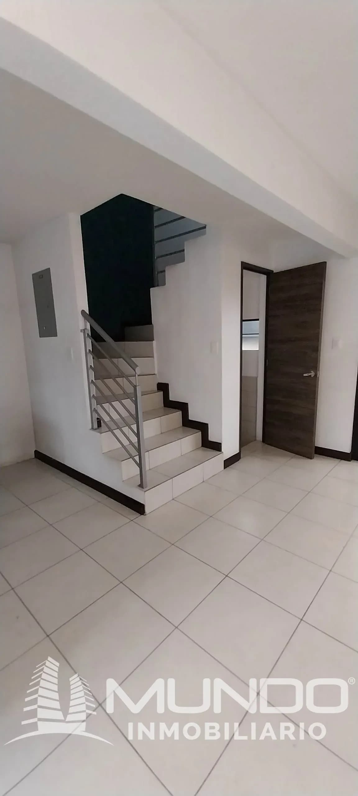 Casa de 3 dormitorios, 106m², en Venta en Zona 1, Santa Catarina Pinula - Image 8
