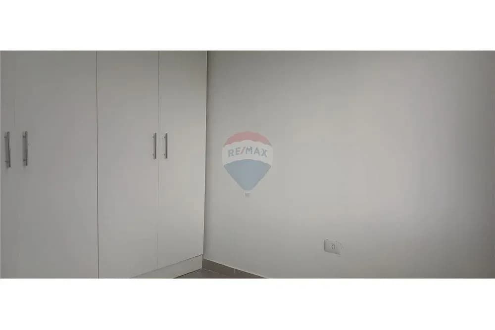 Apartamento de 2 quartos à Venda em San Jorge, Mariano Roque Alonso - Image 6