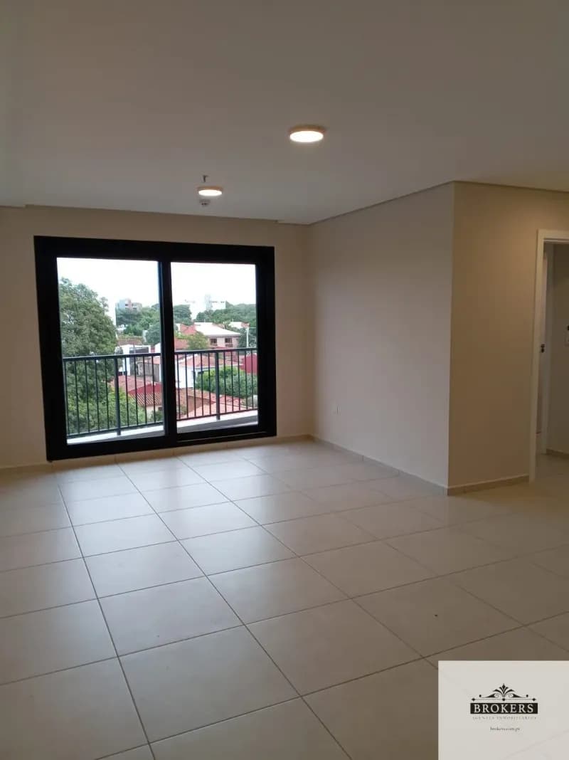 2-Bedroom Apartment for Rent in Villa Aurelia, Asunción - Image 5