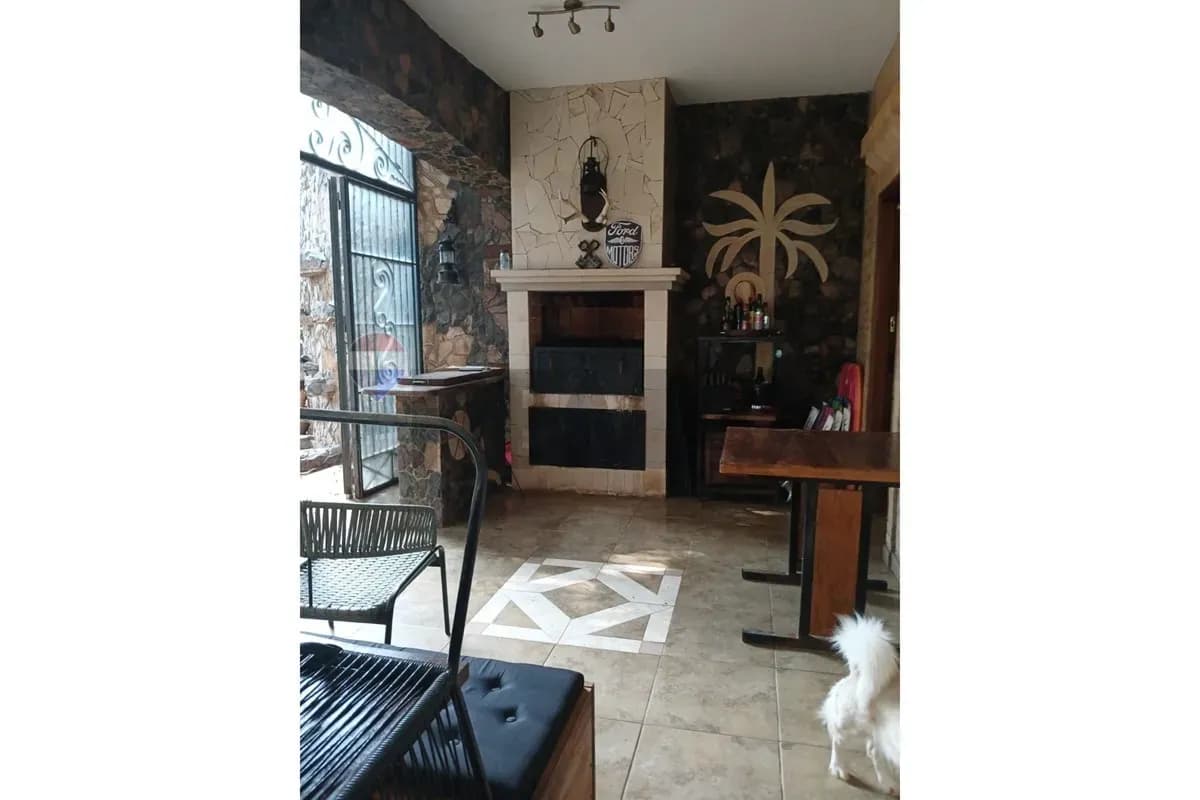 Casa de 5 dormitorios en Venta en Florida, San Lorenzo - Image 3