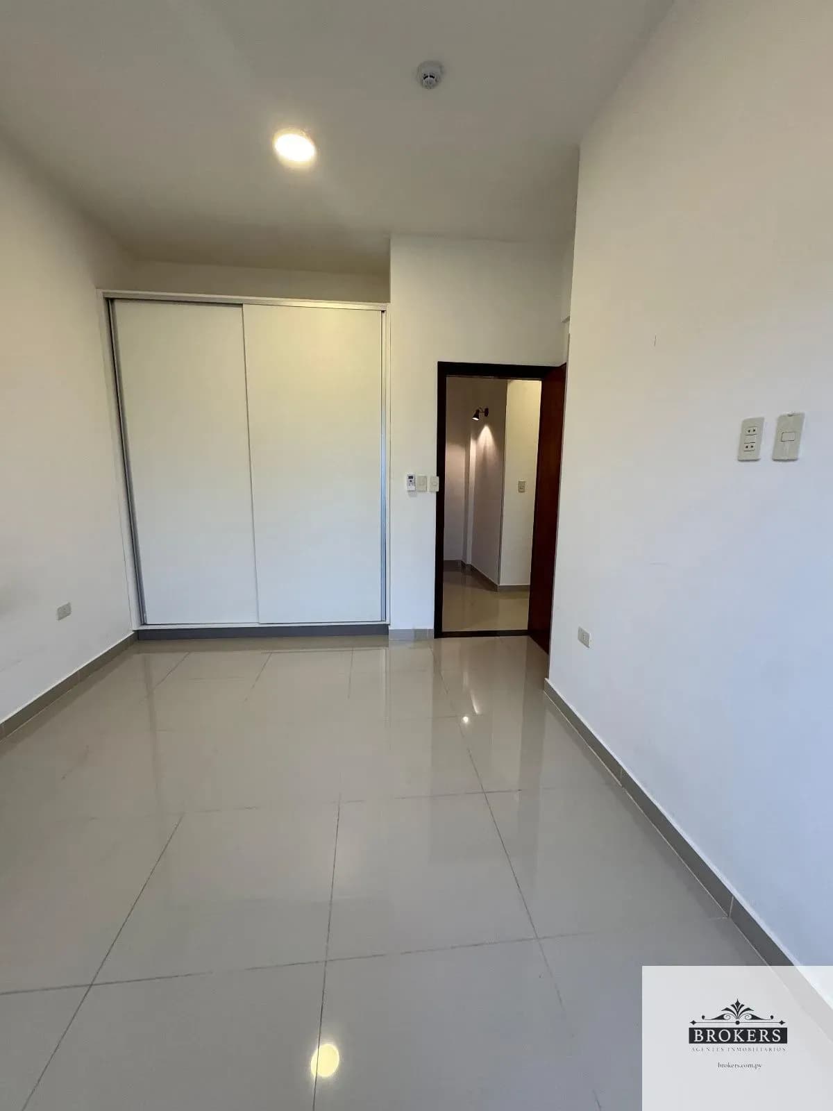 2-Bedroom Apartment for Rent in Fernando de la Mora - Image 12