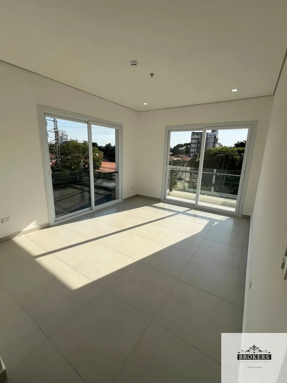 Apartamento de 2 quartos à venda em Herrera, Assunção - Image 4