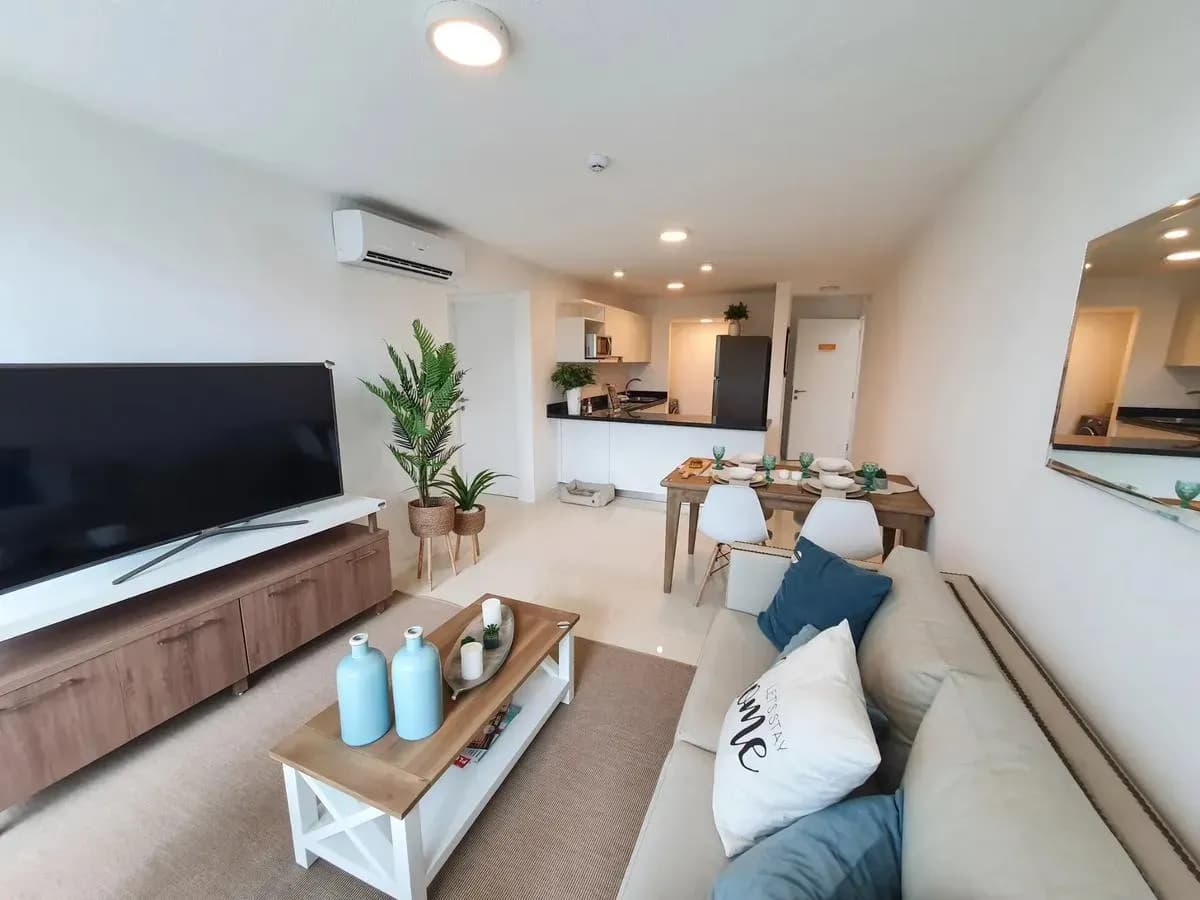 3-Bedroom Apartment for Sale in Monseñor Bogarín, Mariano Roque Alonso - Image 2