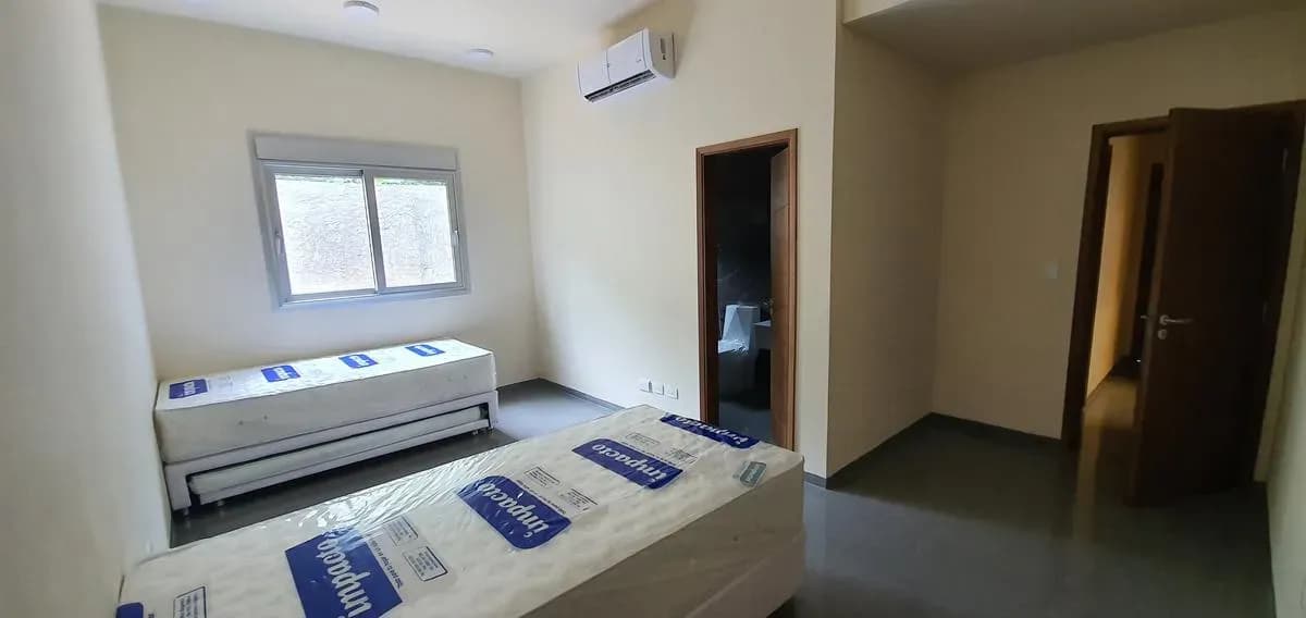 Casa de 6 quartos à Venda em San Bernardino - Image 20